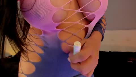 hannamartinnez online show from 04-21-26, 11:16