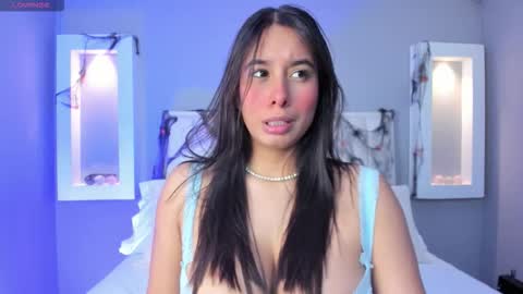 HannaPaola online show from 11-04-25, 10:53