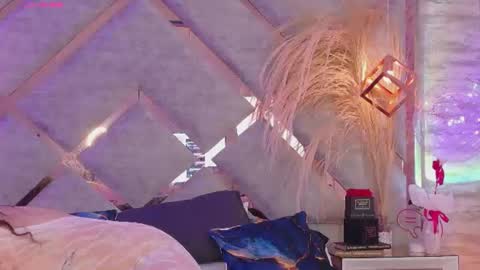 hannaprada1 online show from 06-10-26, 12:04