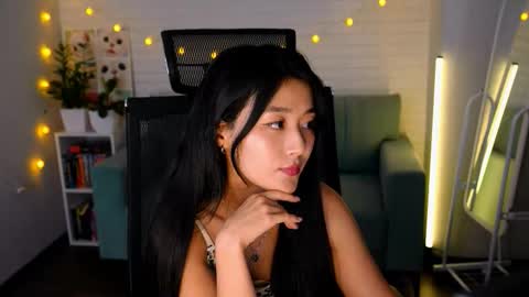Snapshot of hannarosie chatting on 09-21-25, 05:36 hannarosie online show from 09-21-25, 05:36
