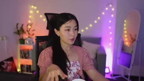 Snapshot of hannarosie chatting on 07-20-26, 04:42 hannarosie online show from 07-20-26, 04:42