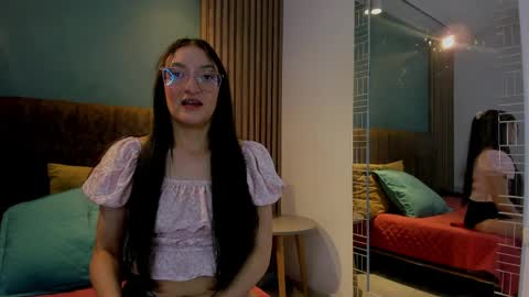 hannawen_ online show from 03-27-26, 08:19