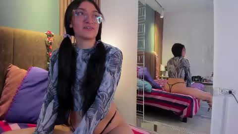 hannawen_ online show from 07-10-26, 04:17