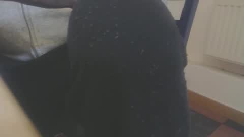 Snapshot of hannes_k chatting on 01-07-26, 05:43 hannes_k online show from 01-07-26, 05:43