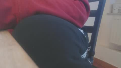 Snapshot of hannes_k chatting on 02-04-26, 07:03 hannes_k online show from 02-04-26, 07:03