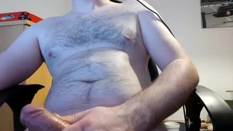 Snapshot of hannisch chatting on 01-27-25, 09:44 hannisch online show from 01-27-25, 09:44