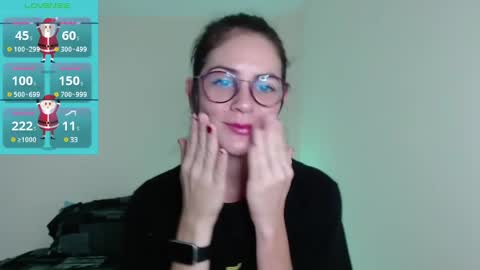 hanny_333 online show from 12-26-24, 08:28
