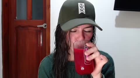 hanny_333 online show from 07-21-26, 09:55