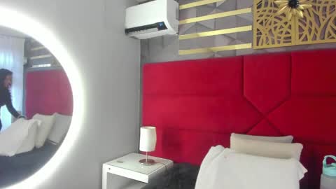 Hanny  online show from 04-21-26, 11:38