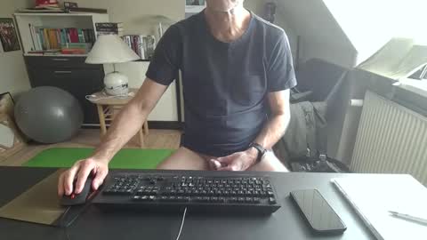 Hanse online show from 10-11-25, 01:53