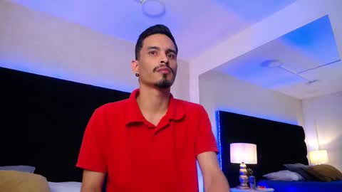 H A N S E L  G R E I T online show from 03-08-26, 06:28