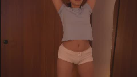 Snapshot of hanymel chatting on 05-29-26, 04:49 Mizi online show from 05-29-26, 04:49