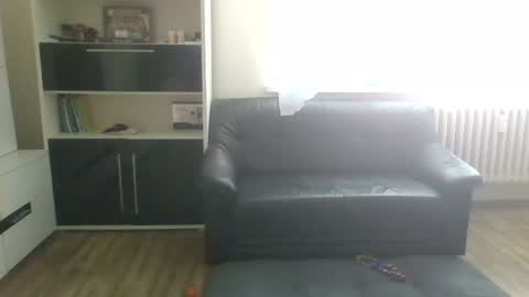 hanzik1954 online show from 06-14-26, 03:36