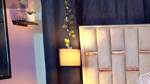 Snapshot of hanzking01 chatting on 09-20-25, 04:13 Hanzking01 online show from 09-20-25, 04:13