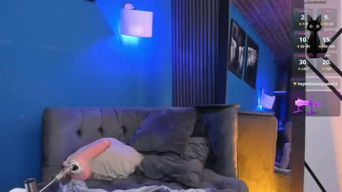 Snapshot of hanzking01 chatting on 10-25-25, 10:59 Hanzking01 online show from 10-25-25, 10:59