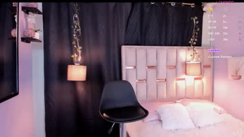 Snapshot of hanzking01 chatting on 11-08-25, 04:45 Hanzking01 online show from 11-08-25, 04:45