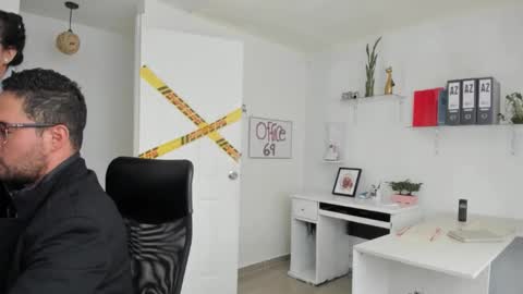 Happer Quinn  Mr Hale online show from 11-21-25, 07:12