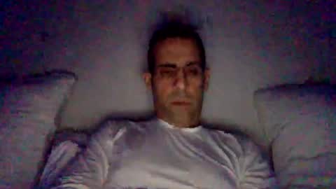 Snapshot of happy2334 chatting on 12-14-25, 04:23 skysky6969 online show from 12-14-25, 04:23