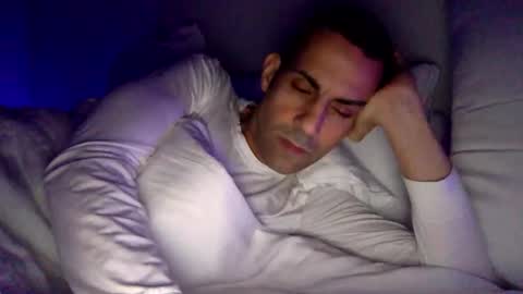 Snapshot of happy2334 chatting on 12-16-25, 03:17 skysky6969 online show from 12-16-25, 03:17