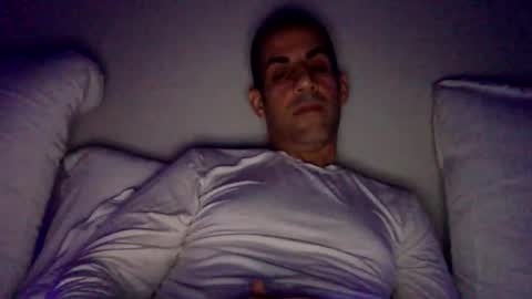 Snapshot of happy2334 chatting on 12-18-25, 02:12 skysky6969 online show from 12-18-25, 02:12