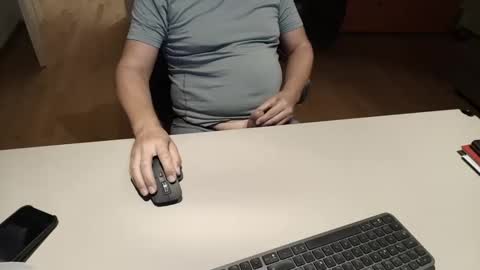 Snapshot of happybugger chatting on 09-14-25, 05:45 Cum for you online show from 09-14-25, 05:45