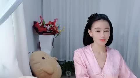 Daisy online show from 05-18-26, 02:29
