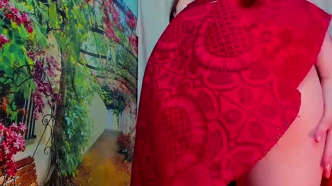 Snapshot of happymiracle chatting on 12-27-24, 04:32 happymiracle online show from 12-27-24, 04:32