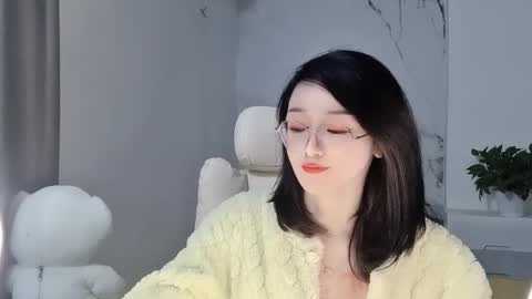 Snapshot of happysweetie168 chatting on 03-08-25, 06:26 Daisy online show from 03-08-25, 06:26