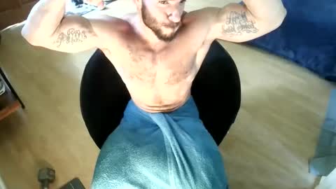 Leila online show from 04-17-26, 08:34