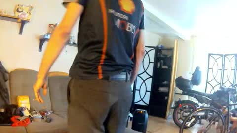 Snapshot of hard4you450 chatting on 11-29-25, 06:11 ILoveAssHoles online show from 11-29-25, 06:11