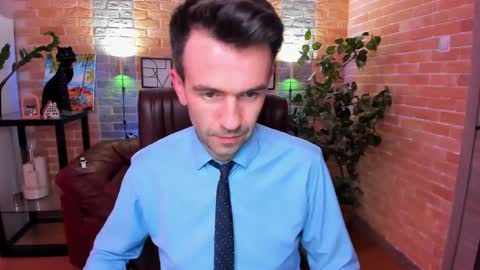 Steve online show from 02-25-25, 05:25