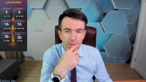 Steve online show from 12-04-25, 01:42