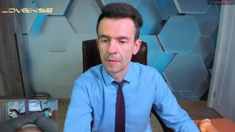 Steve online show from 06-05-26, 03:46
