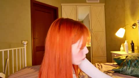 Snapshot of hard_candy_gang chatting on 05-12-26, 08:50 Molly and BaldMan online show from 05-12-26, 08:50