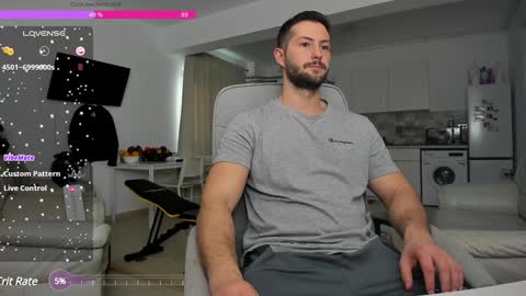 Snapshot of hard_chriss chatting on 12-13-24, 08:41 Hard Cock online show from 12-13-24, 08:41