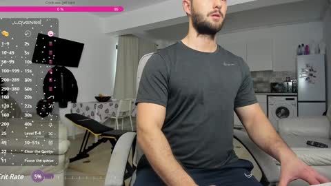 Snapshot of hard_chriss chatting on 12-30-24, 07:59 Hard Cock online show from 12-30-24, 07:59