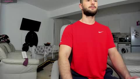 Snapshot of hard_chriss chatting on 01-13-25, 05:01 Hard Cock online show from 01-13-25, 05:01