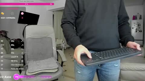 Snapshot of hard_chriss chatting on 09-25-25, 05:05 Hard Cock online show from 09-25-25, 05:05