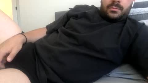 Snapshot of hardaussie21 chatting on 12-19-25, 01:01 HardAussie21 online show from 12-19-25, 01:01