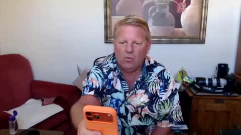 Steele and Cassie online show from 03-24-26, 06:35