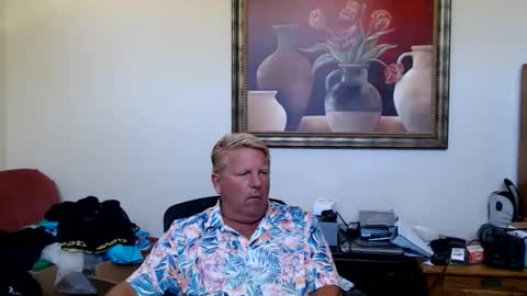 Steele and Cassie online show from 06-01-26, 07:48