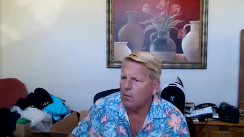 Steele and Cassie online show from 06-03-26, 08:14