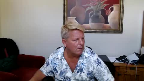 Steele and Cassie online show from 07-12-26, 07:49