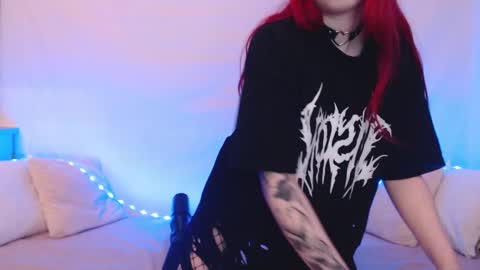 Snapshot of hardcore_x chatting on 12-15-24, 12:51 Emily online show from 12-15-24, 12:51