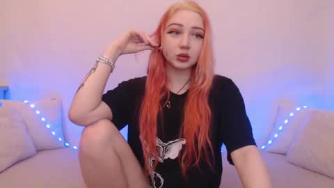 Snapshot of hardcore_x chatting on 03-02-25, 10:59 Emily online show from 03-02-25, 10:59