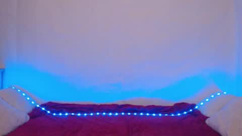 Emily online show from 12-14-25, 09:08