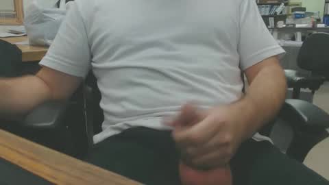 Snapshot of hardcumcanadian chatting on 11-10-25, 11:37 hardcumcanadian online show from 11-10-25, 11:37