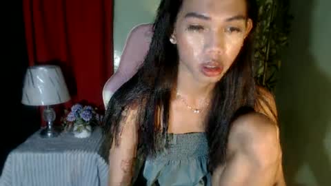 JASMINE online show from 06-18-26, 12:42