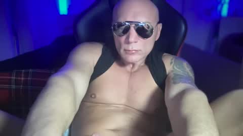 Snapshot of hardmattsteel chatting on 12-24-24, 02:32 MATTSTEEL - ITALIAN STALLION online show from 12-24-24, 02:32