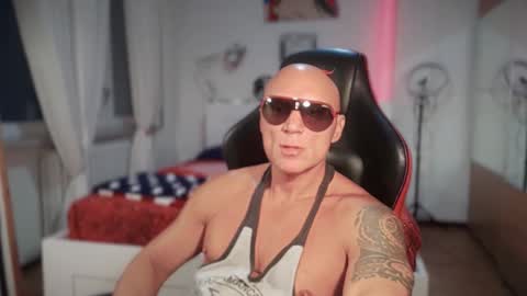 Snapshot of hardmattsteel chatting on 09-24-25, 12:52 MATTSTEEL - ITALIAN STALLION online show from 09-24-25, 12:52